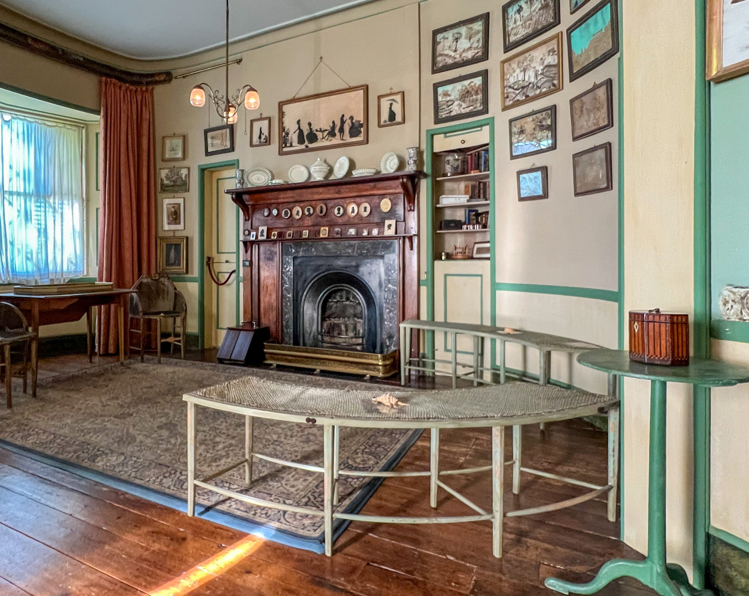 Living room of A La Ronde